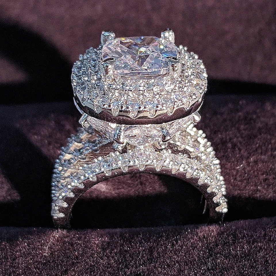 Anais Diamond Ring